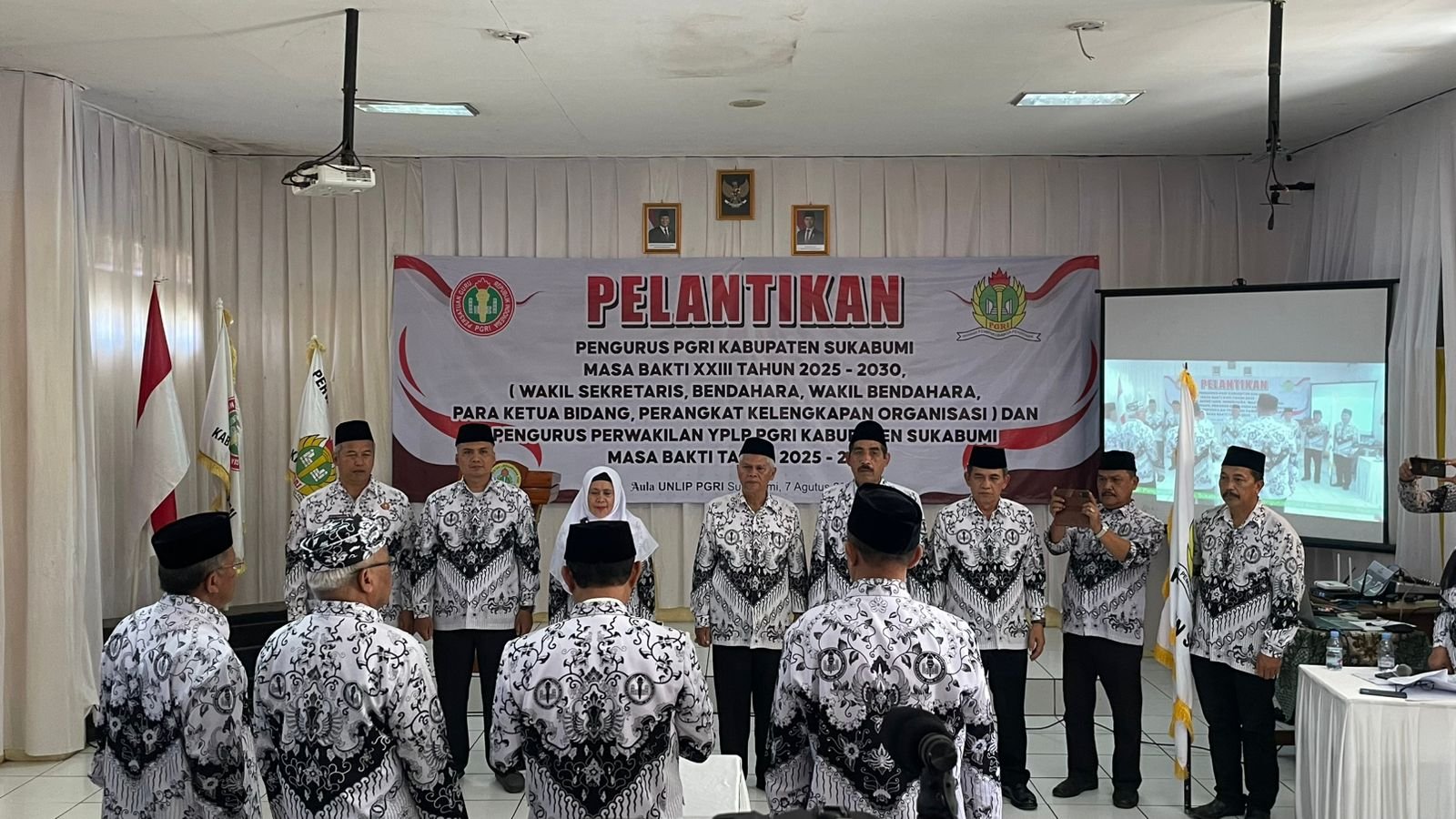 Pelantikan Pengurus Perwakilan YPLP PGRI Kabupaten Sukabumi - Berita Pendidikan PGRI Jawa Barat